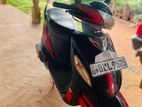 Mahindra Uzo 125 2015