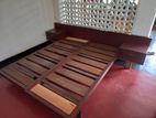 Mahogany Double Bed with Bedside Drawers