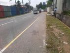 Main road facing land athurugiriya