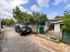 Makuluduwa Piliyandala Land With Old House