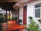 Malabe-Kahanthota Road 5 Br Upstair House for Sale