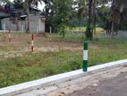 Malabe Town , - pelawatha road 13 perch land for sale .