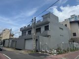 Marine Drive View 10 Perches Land Sale With Two Storied House