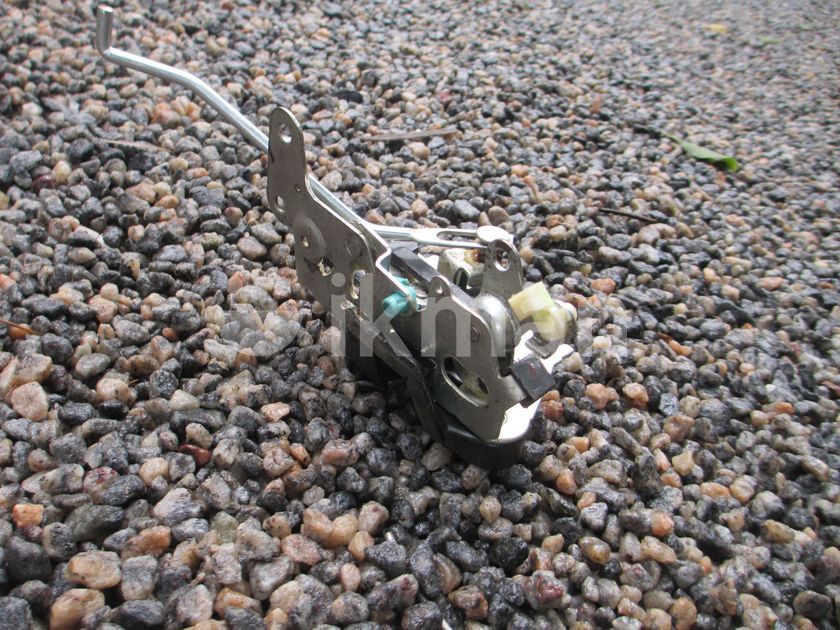 Maruti Suzuki Alto 800 Door Lock for Sale in Kottawa ikman