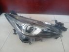 Mazda Axela BYEFP (SL -Package) Head Lamp Right Side