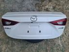 Mazda BYEFP Axela Dicky Door (complete)