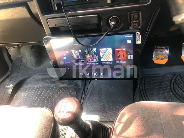 Mazda Familia 1986 photo 2
