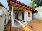 මඩපාත පාරට නුදුරින් නව නිවසක් විකිණීමට - Piliyandala ,Bataketthara