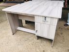 Melamine Office Table 4*2 Ft