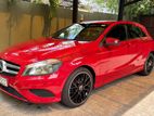 Mercedes Benz A180 1.6 2013