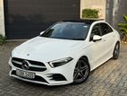 Mercedes Benz A200 Sedan AMG premium + 2019