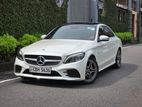 Mercedes Benz C200 Premium + AMG 2019