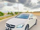 Mercedes Benz CLA 180 AMG Premium 2017