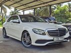 Mercedes Benz E180 AMG LINE 2019