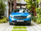 Mercedes Benz GLA 200 2016