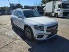 Mercedes Benz GLB 200 AMG 2025