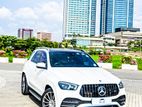 Mercedes Benz GLE 300D 4MATIC Premium Plus 2019