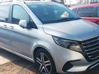 Mercedes Benz V300 AMG 2025