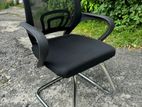 Mesh M1 Visitor Chair