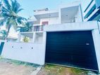 (MH189) 3 Storey Luxury House For Sale in Athurugiriya