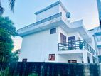 (MH189) Luxury Three Storey House for Sale in Athurugiriya