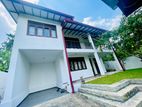 (MH239) Two Storey House for Sale in Athurugiriya