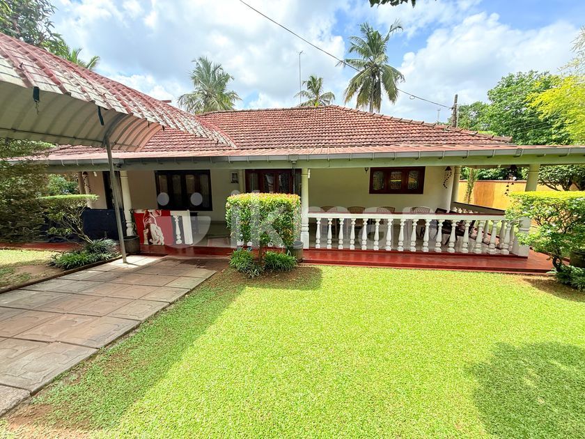 (MH505) Single Storey House for Sale in Malabe | ikman