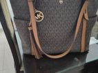 Michael kors Jet Set Hand Bag