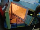 Microwave Oven