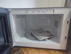 Microwave Oven