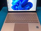 MIcrosoft Surface Laptop Go