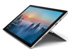 Microsoft Surface pro 4 , i5 6th. 8GB 256GB SSD