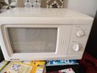 Microwave Oven