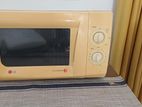 Microwave Oven