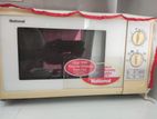 Microwave Oven