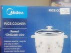 Midea Rice Cooker 2.2L (MR-GM22SA)