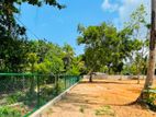 මිදිගම සංචාරක පාරාදීසයෙන් වටිනා ඉඩමක්