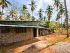 මීගමුව කීනවින්න, කටුවැල්ලේගම ආසන්නයෙන් නිවසක් විකිණීමට!
