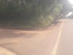 මීරිගම යෝජිත Highway entrance එක ලගින් ඉඩමක් විකිණීමට