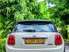 Mini Cooper 1.5L twin turbo 2015