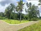 Mirigama අධිවේගී පිවිසුමට නුදුරින් වටිනා බිම්කොටසක් විකිණීමට