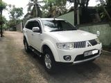 Mitshubishi Montero Sport 7 Seater Jeep-For Rent