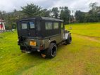 Mitsubishi 4DR 1976