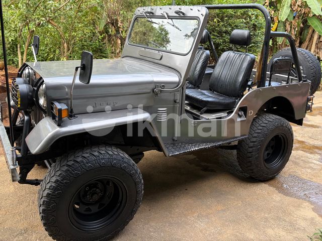 Mitsubishi 4Dr 1980 photo 5