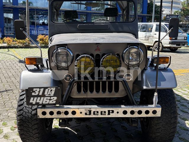 Mitsubishi 4Dr 1980 photo 3
