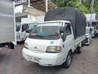 Mitsubishi 9/5 single wheel 2000