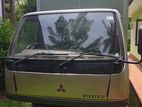 Mitsubishi Canter 10.5 Double Wheel 2001