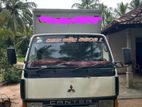 Mitsubishi Canter 1987