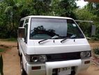 Mitsubishi Delica 1988
