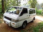 Mitsubishi Delica 1988